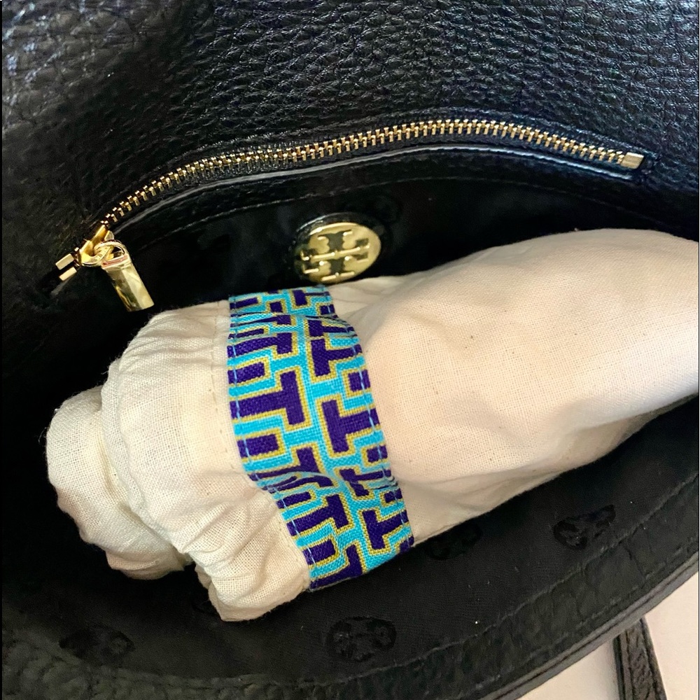 🍀🌸NEW🌸Tory Burch Crossbody bag/shoulder bag/XL clutch/black/leather - Picture 11 of 12